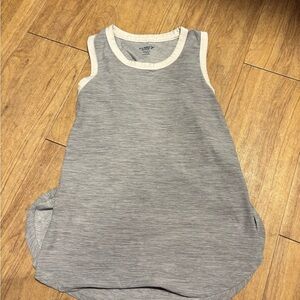 Old Navy Active Heather Gray Tee